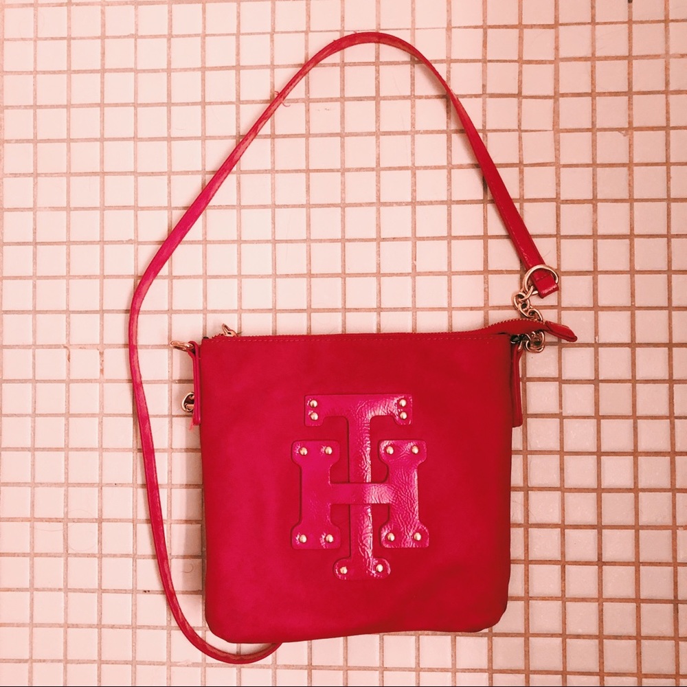 Tommy Hilfiger purse ✨5 FOR $25✨